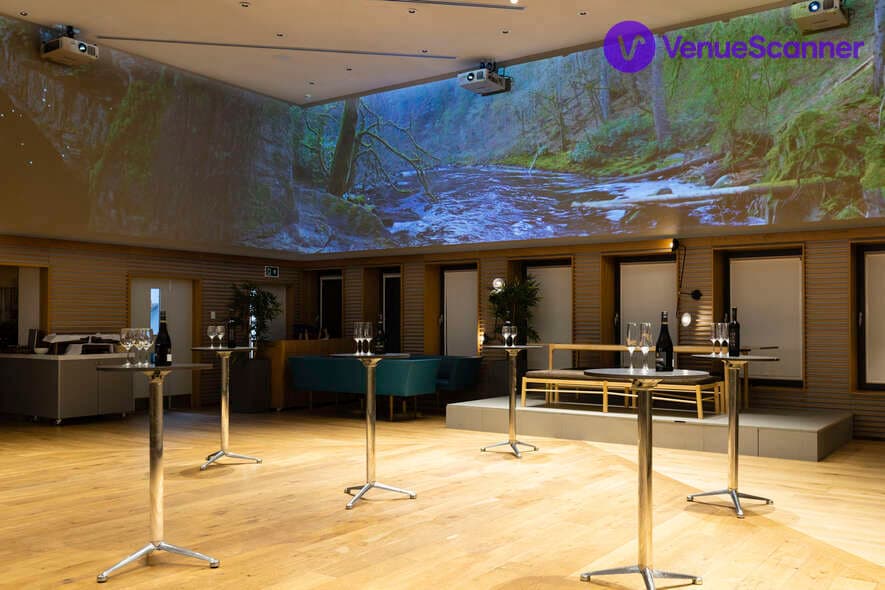 ImagineX, YOTEL Edinburgh photo #3