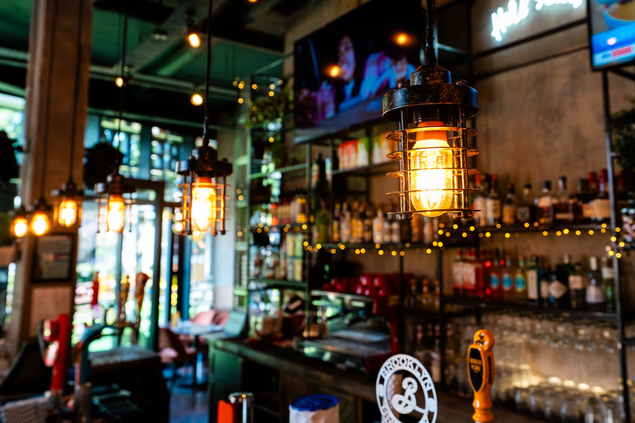 Leadbelly's Bar & Kitchen, Dining Space photo #2