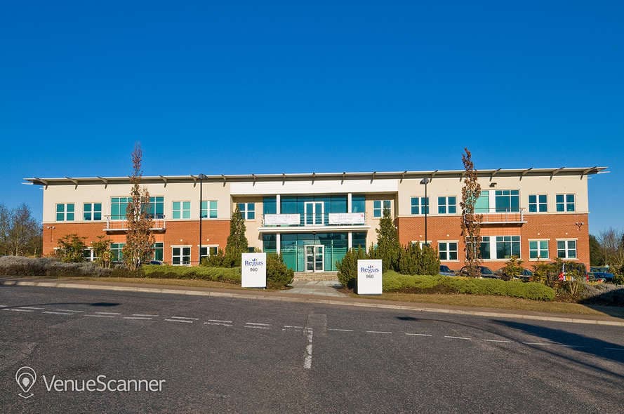 Regus Luton Capability Green photo #3