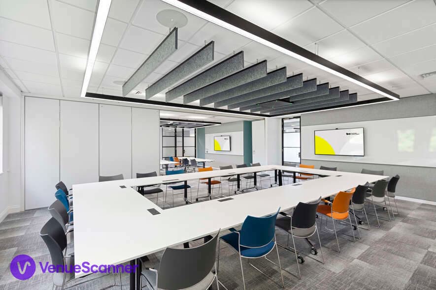 Co//lab 2, Business Cyber Centre photo #2