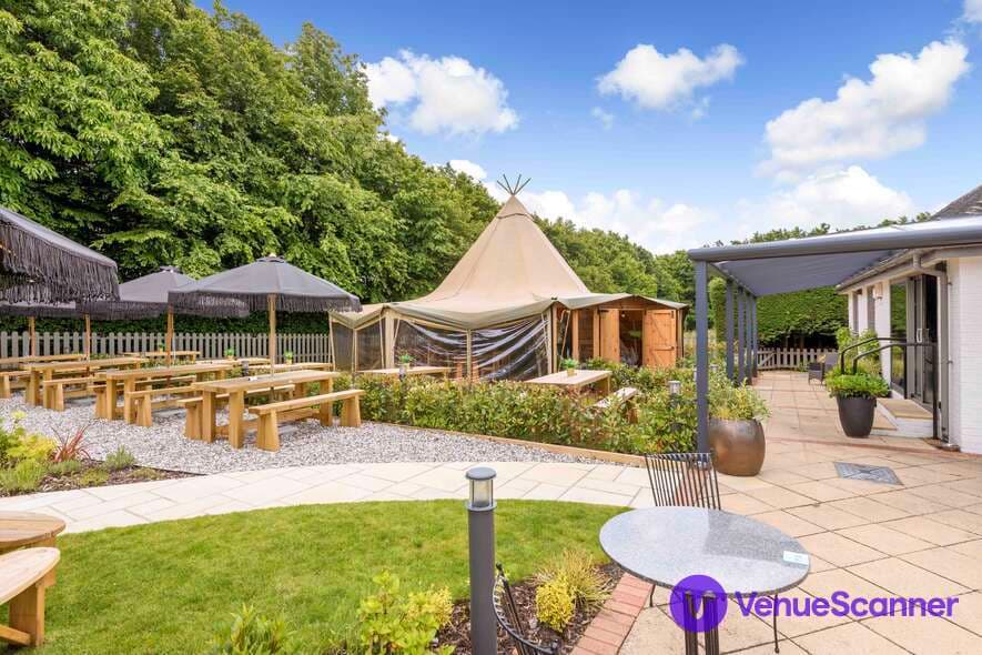 The Tipi, The Swan With Two Necks photo #13