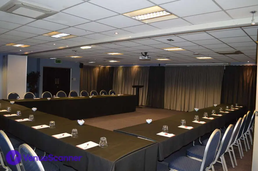 The Chestnut Suite, Heart Of England Conference And Events Centre photo #3