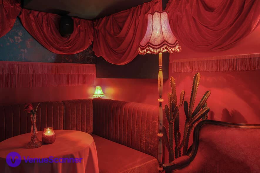 Semi Exclusive Hire, Bar Doña photo #3