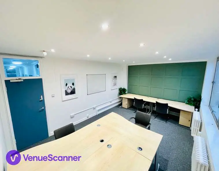 Moore @TheWorkary, Mitcham , The Workary, Mitcham photo #2