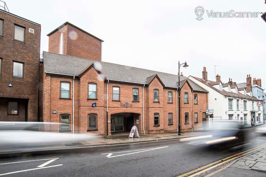 Tokyo, Regus Newbury Oxford House photo #3