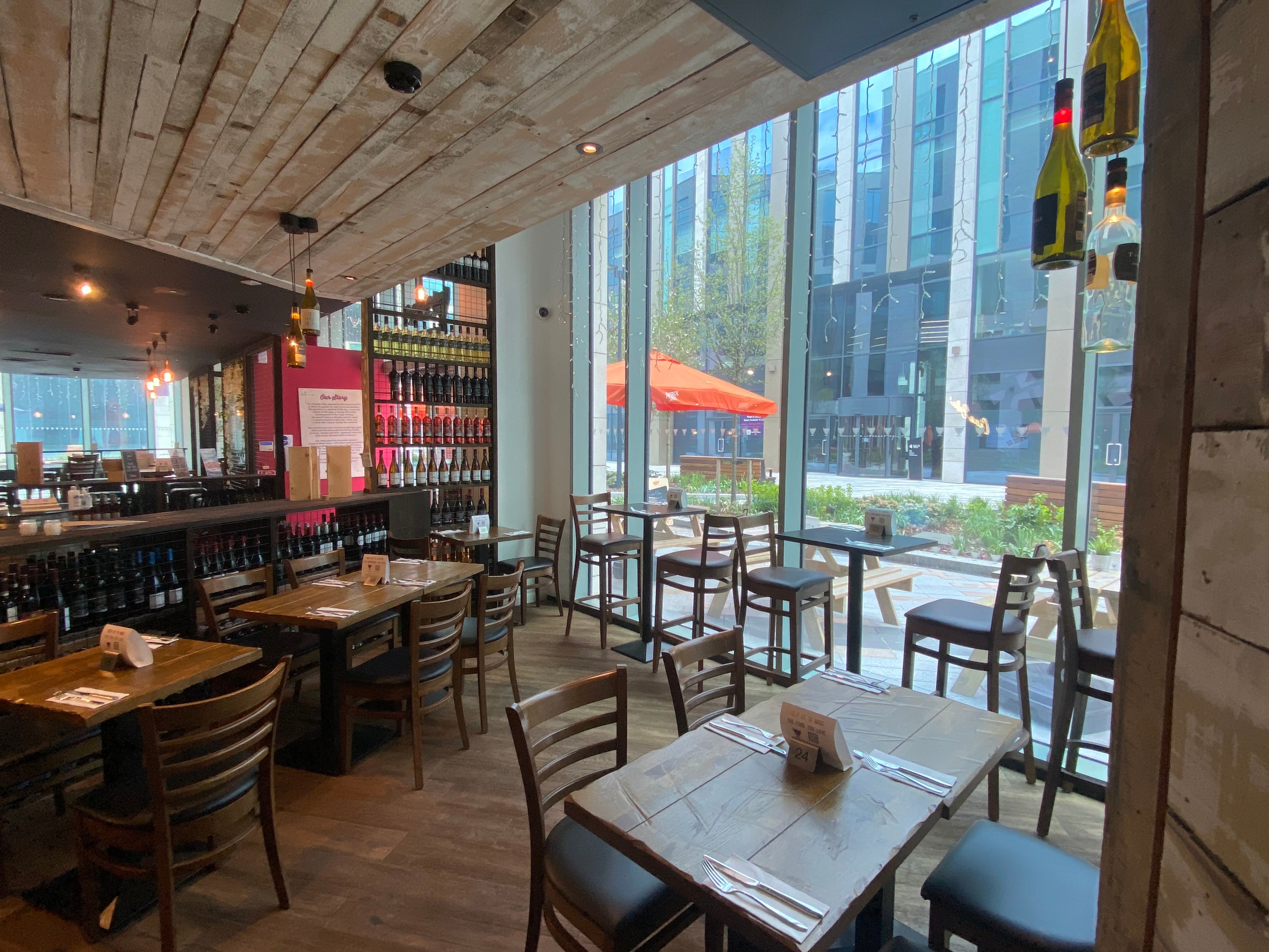 Photo of Veeno Leeds, Wellington Place, The Side Nook