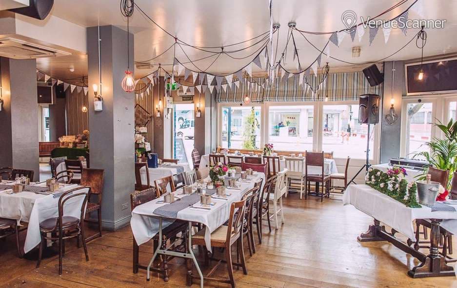 Exclusive Hire, The Square Pig photo #1