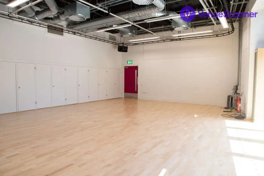 Studio 6, Brixton House photo #1