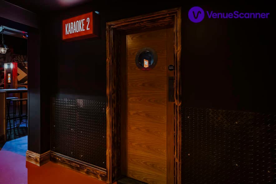 Karaoke Room, Roxy Ball Room, St Mary Axe London photo #2