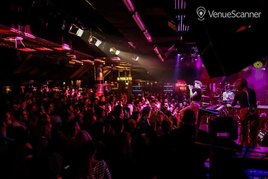 Under The Bridge (Main Space), Under The Bridge photo #2