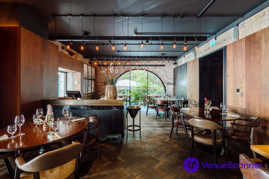 Back Room (semi-private), Liverpool Street Chop House & Tavern photo #1