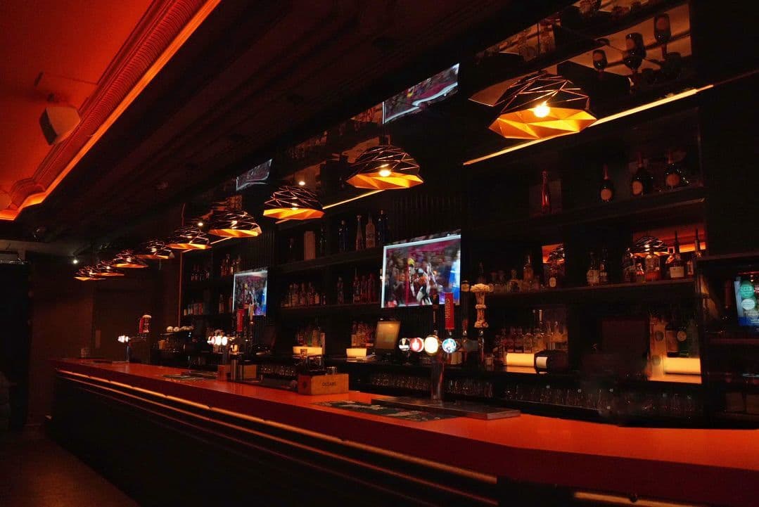 The Hub, Sway Bar photo #2