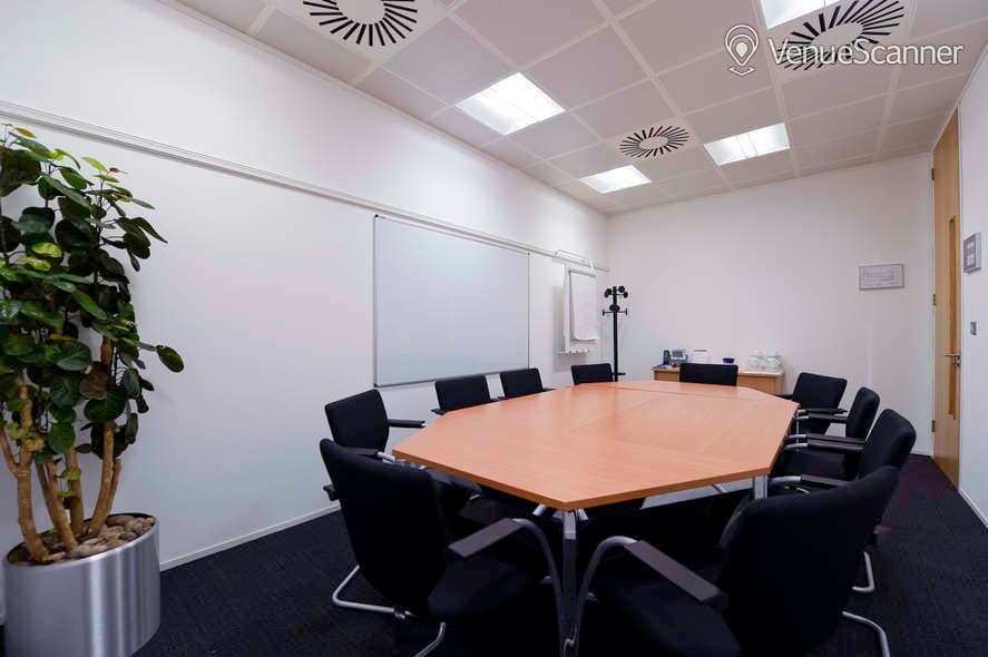 Regus Maidenhead Broadway, Boardroom01, undefined photo #1