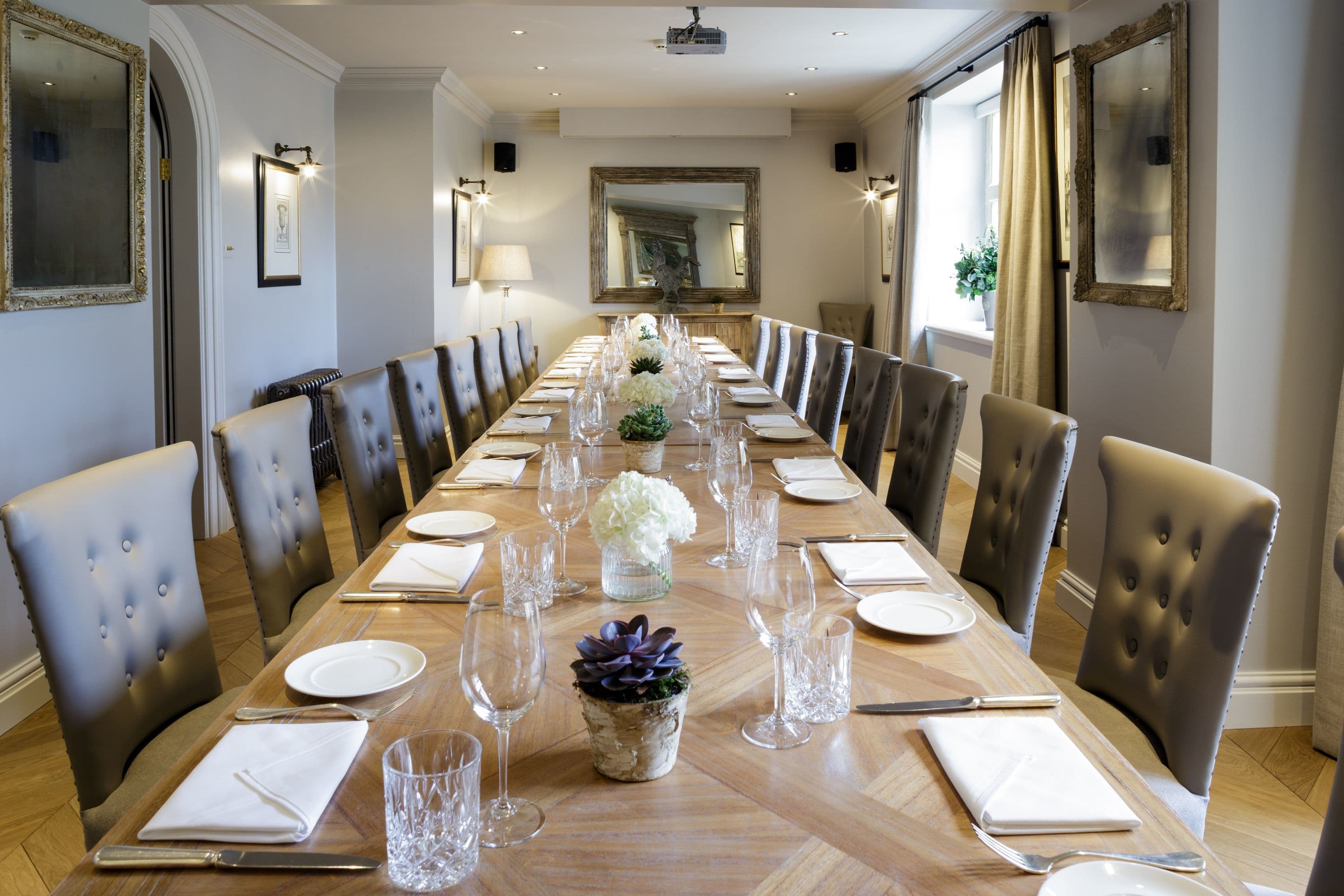 The Slaughters Manor, Oxford Suite photo #2