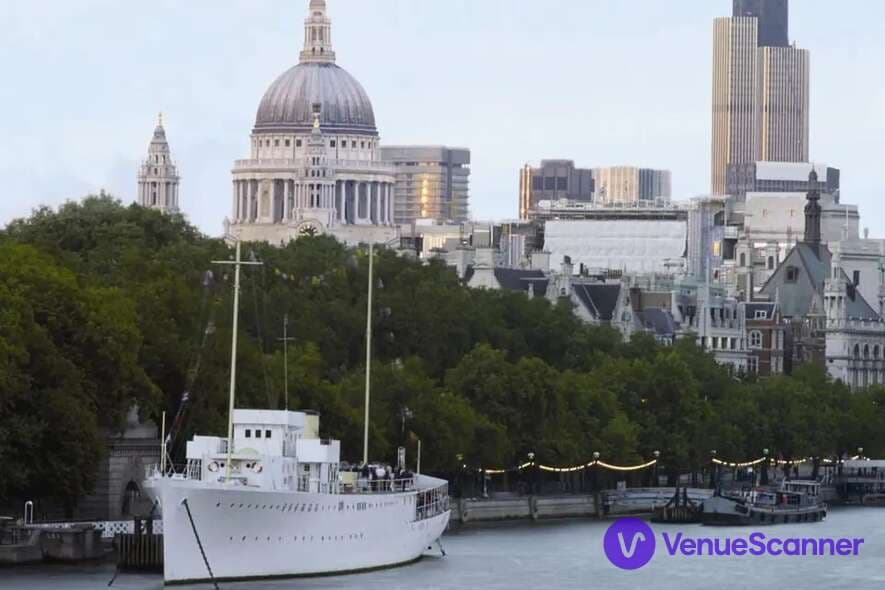 HMS Wellington, Quarterdeck And Ships Deck photo #3