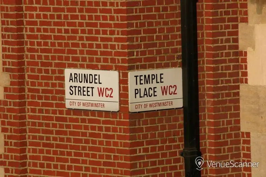 Arundel House photo #3