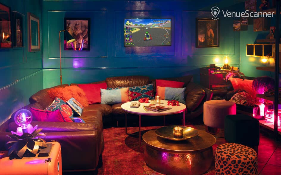 The Little Orange Door photo #3