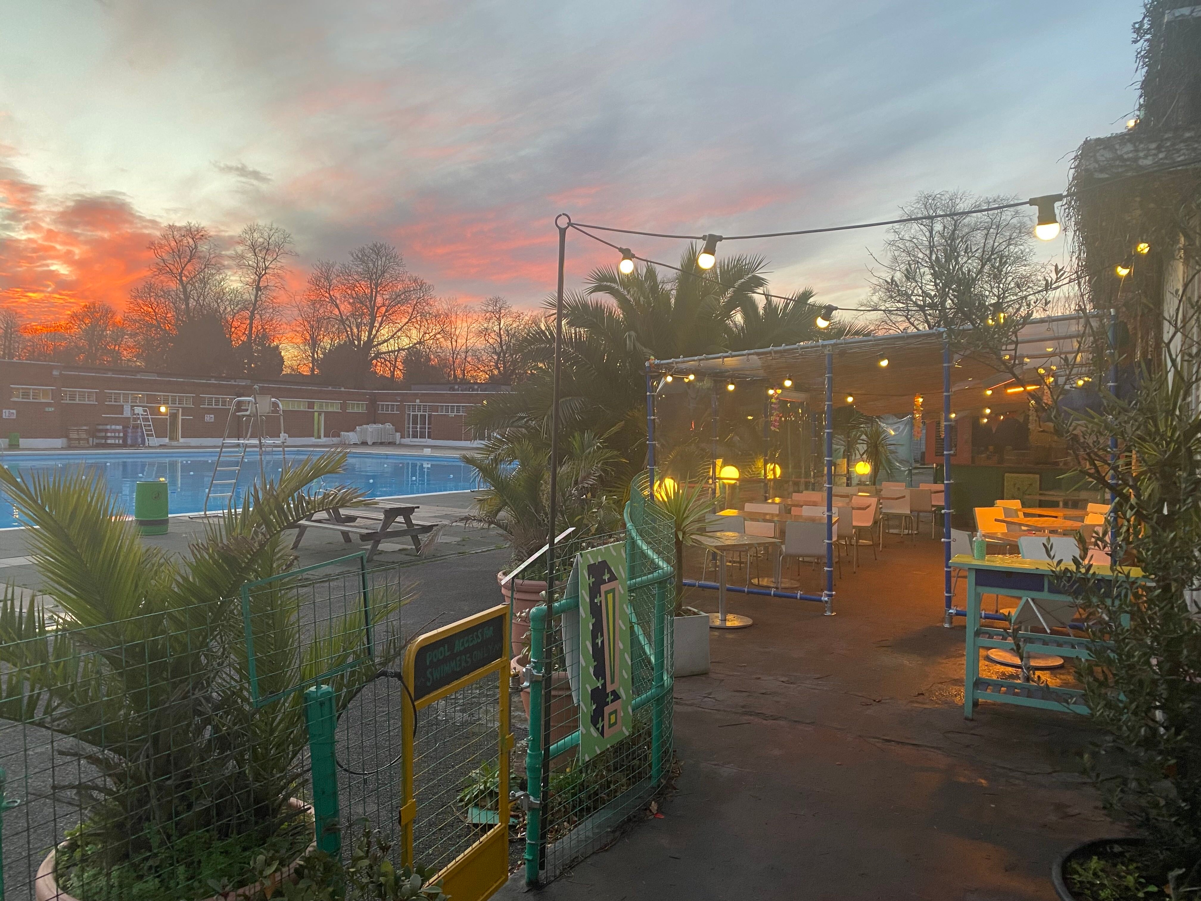 Photo of 400 Rabbits At The Lido, Outdoor Terrace