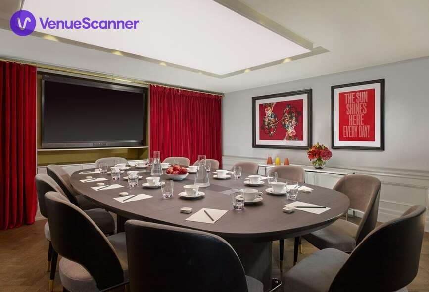 The Study, Holmes Hotel photo #1