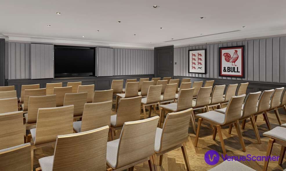 The Gallery, Holmes Hotel photo #2