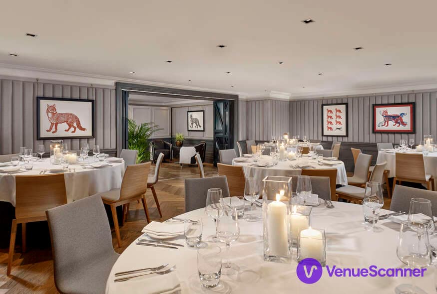 The Gallery, Holmes Hotel photo #1