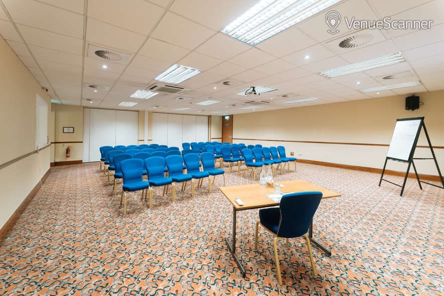 Richmond 1, Renaissance London Heathrow Hotel photo #1