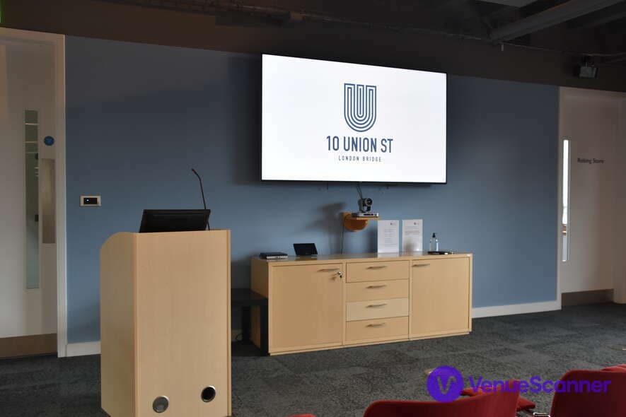 Room 101, 10 Union Street photo #3