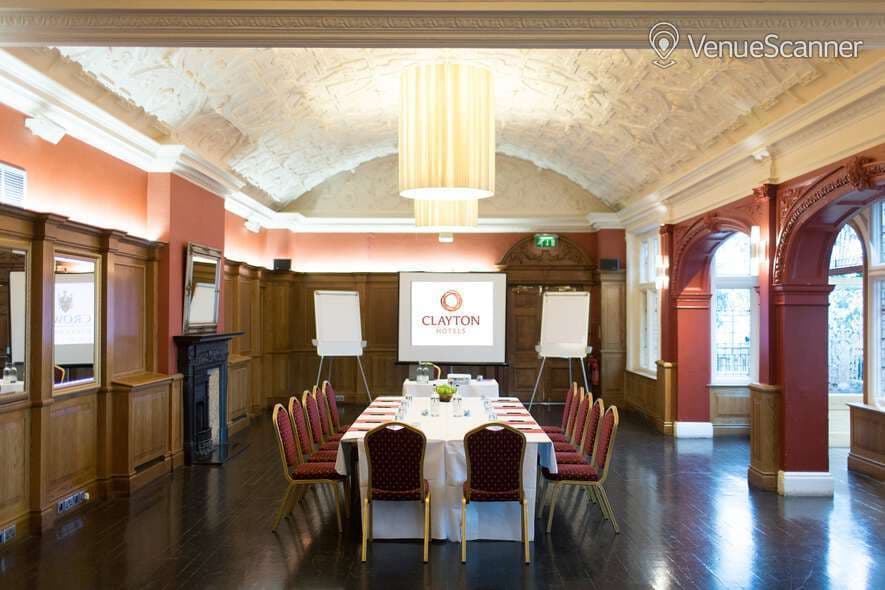 Clayton Crown Hotel, Sala Room photo #3