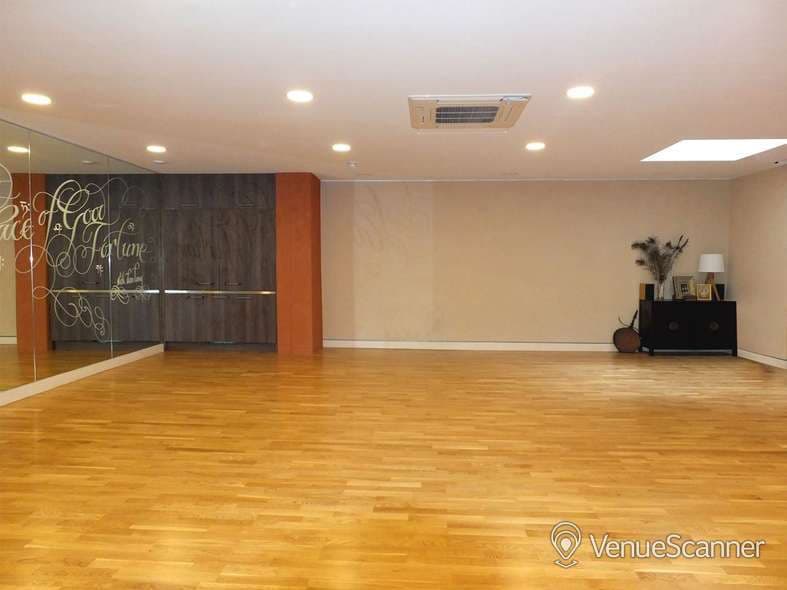 Main Room, Lekdanling Tibetan Cultural Centre photo #1