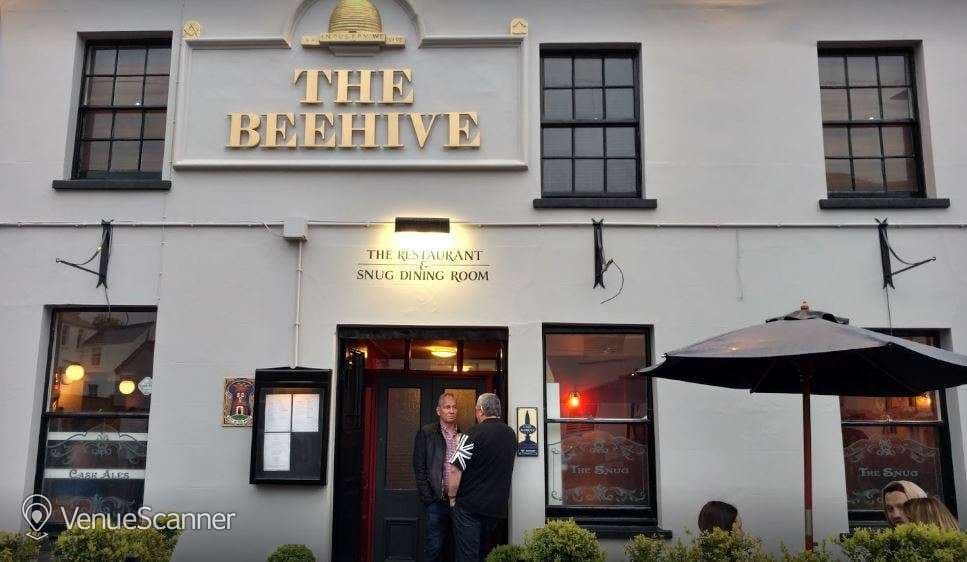 Snug Dining Area, The Beehive photo #5