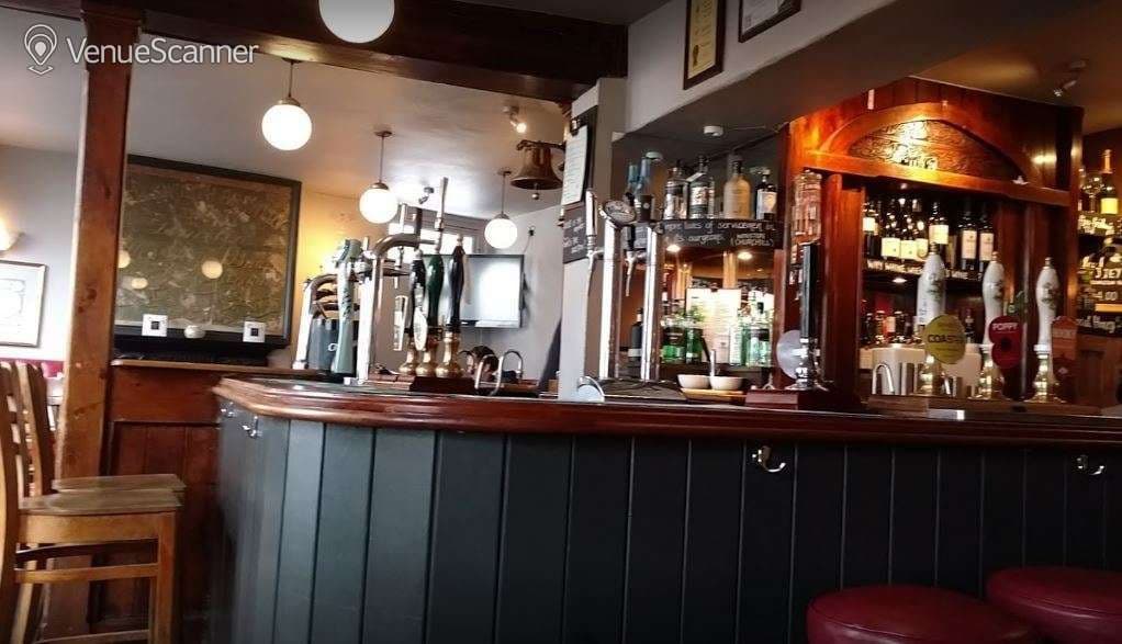 Snug Dining Area, The Beehive photo #2