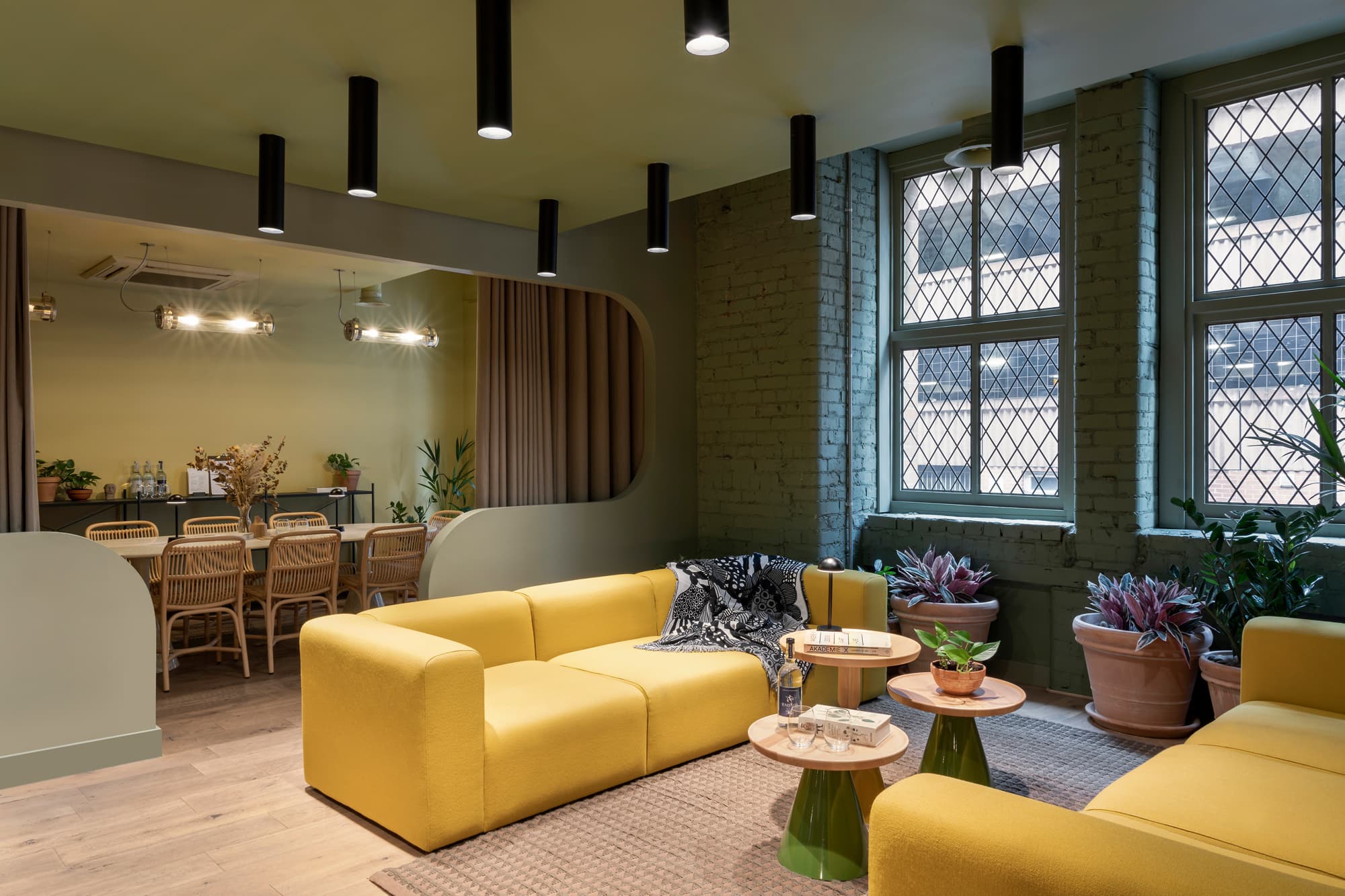 Whitworth Locke Hotel, Yellow Room photo #2