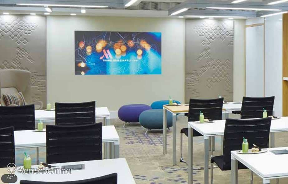 Gallery 4, London Marriott Hotel Kensington photo #3