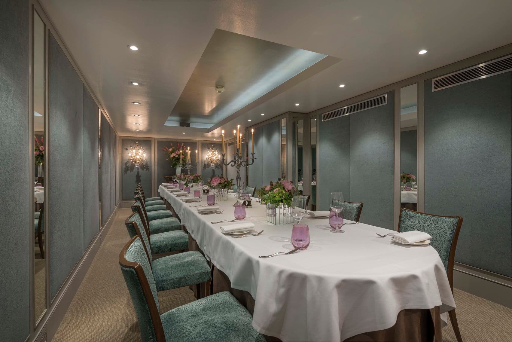 The Cadogan Suite, The Capital Hotel, Apartments & Townhouse photo #3