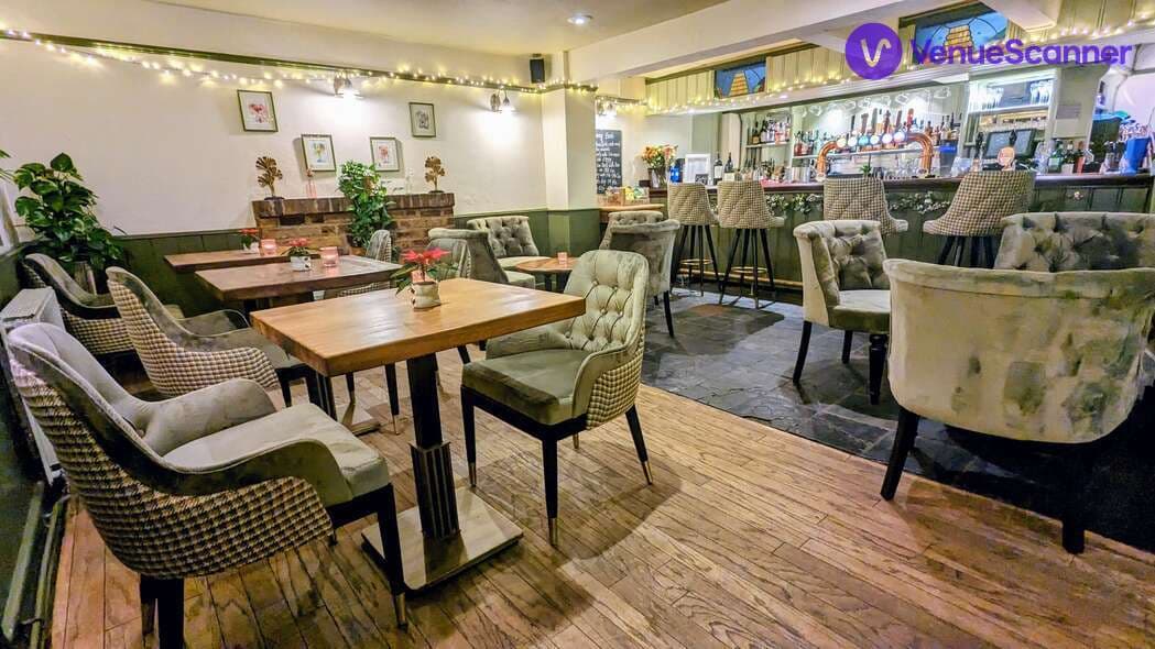 Restaurant Dining And Bar Area, Front Garden And Back Garden Area, Milaanj At The Beehive photo #1