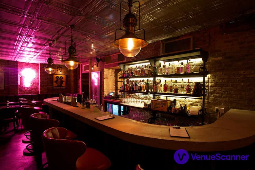 The Bar, Artist Residence London photo #2