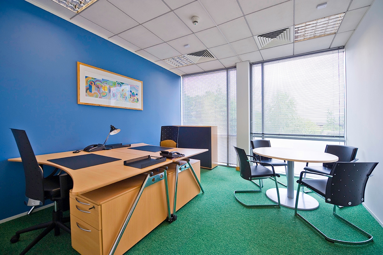 Photo of Regus Milton Keynes Atterbury Lakes, MR4