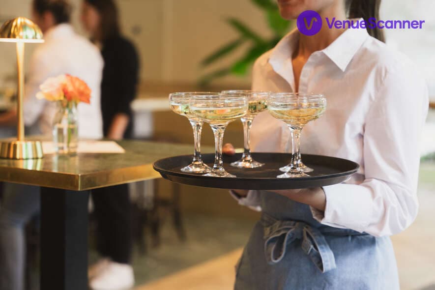 Whole Venue, Barbie Green photo #13