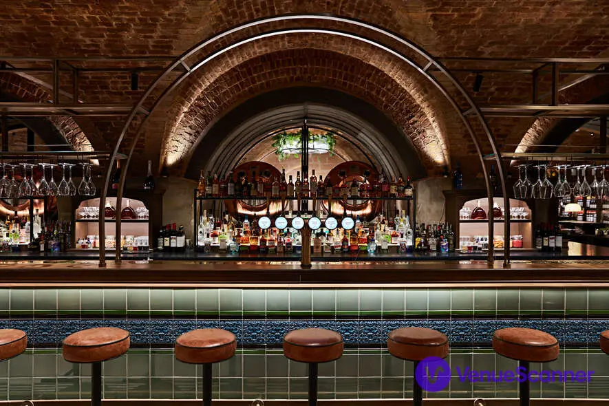 The Bar, The Libertine photo #2