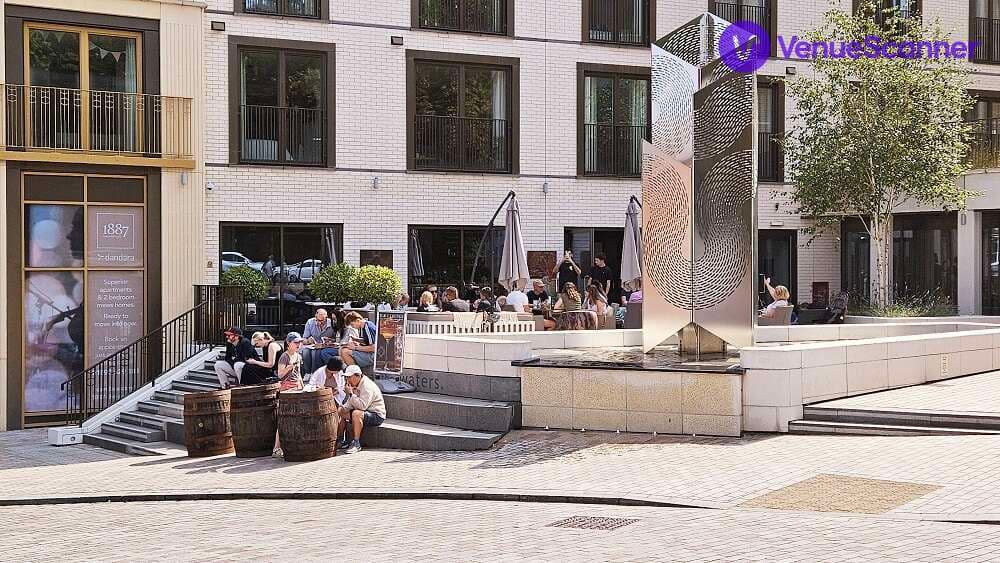 Club Quantum photo #3