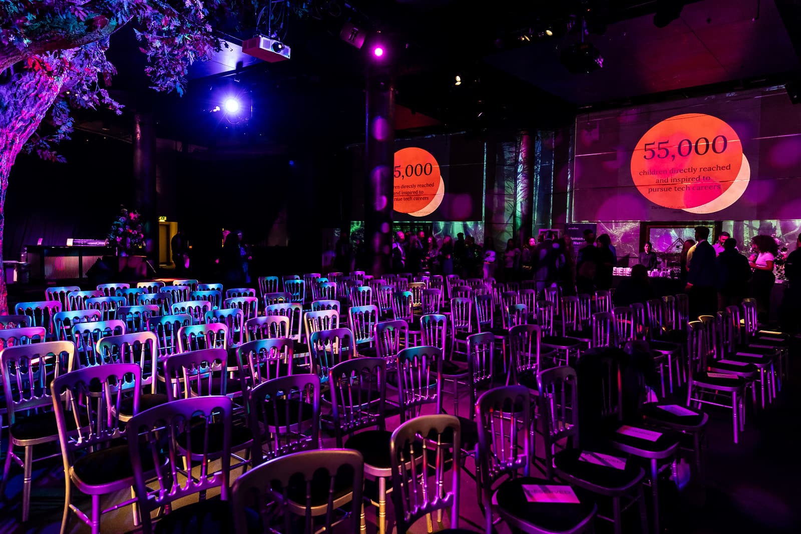 Swan, Shakespeare's Globe, The Underglobe photo #2