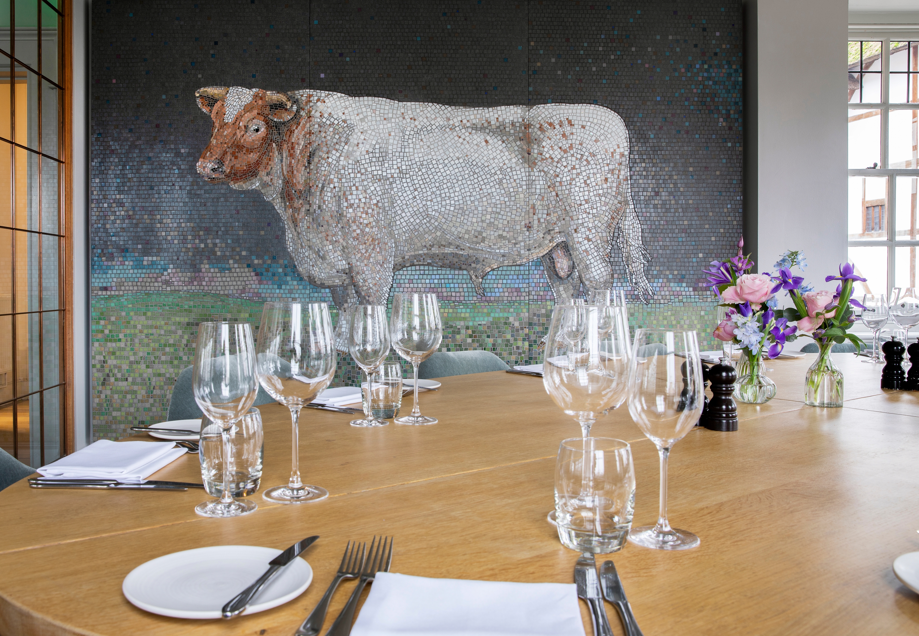 Photo of Swan, Shakespeare's Globe, The Bull Room