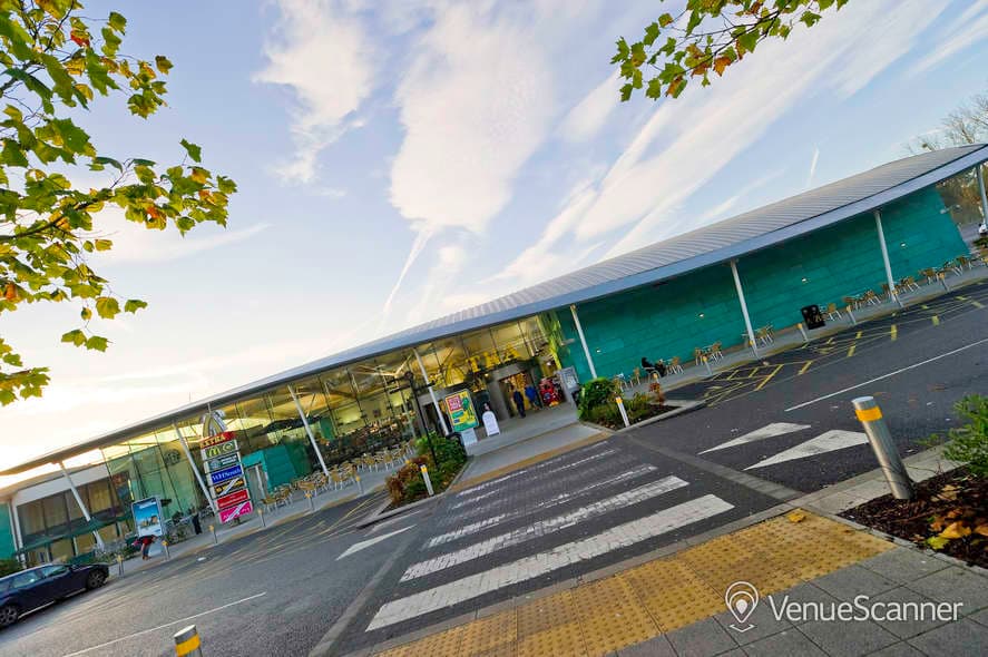 Amersham, Regus, Beaconsfield Services photo #4