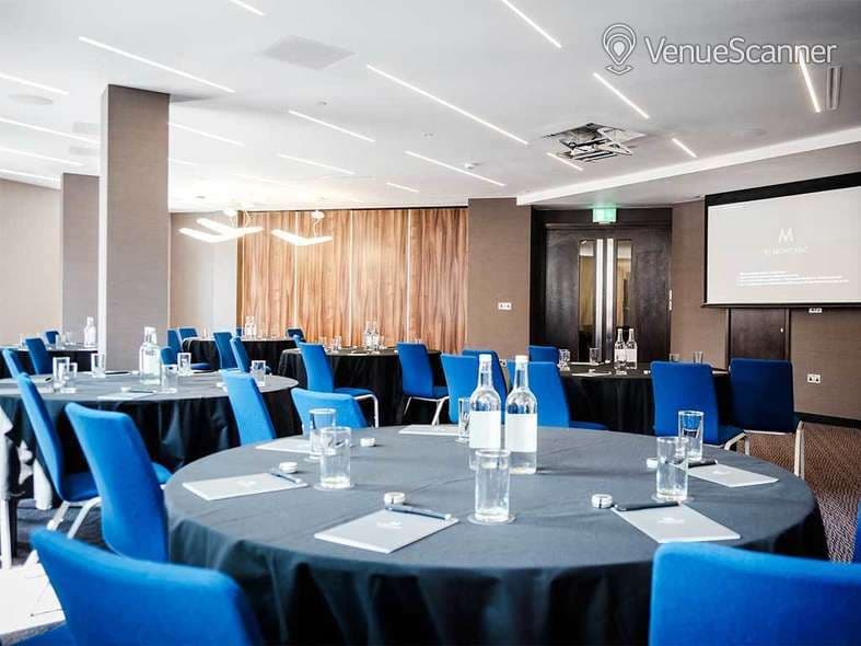 Roundabout Room, M By Montcalm photo #1