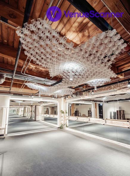 Relaxing Spa, INA Chicago photo #2