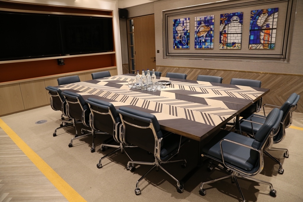 Photo of The Argyll Club 81 Fulham Road, Michelin