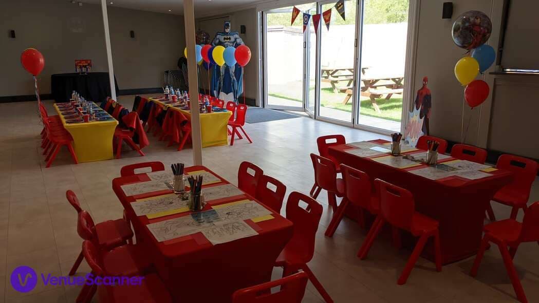 Venue, Holloways Park photo #3