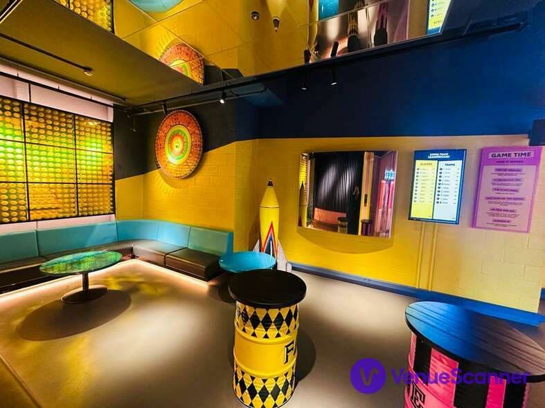 Holy Duck Lounge, Fairgame photo #3