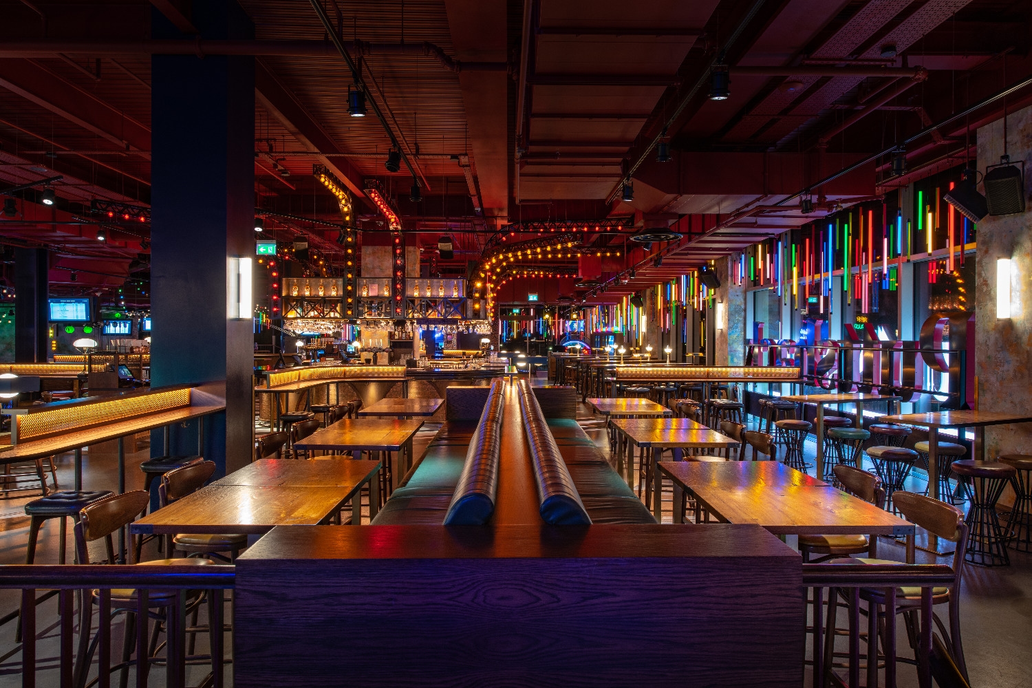 Photo of Puttshack White City, Sapphire