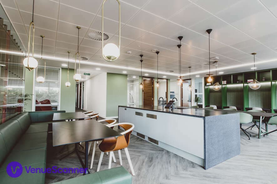 Nicolson, Orega Stockley Park photo #5